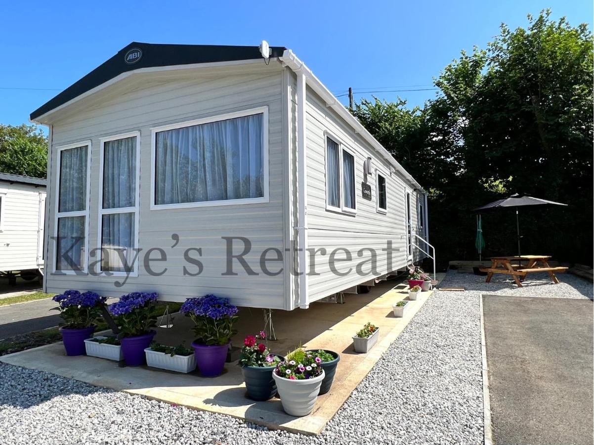 Kayes Retreat Three Bed Caravan Newquay Bay Quieter Area Of Park