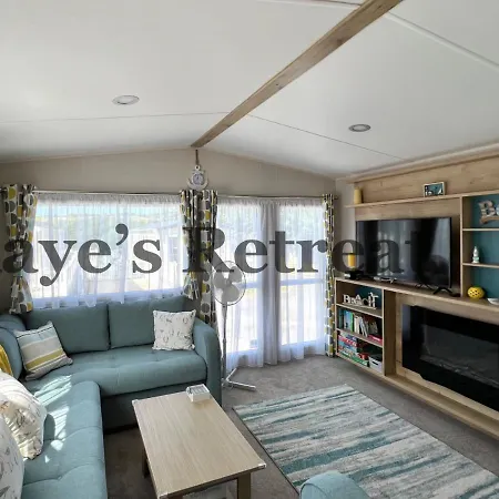 Kayes Retreat Three Bed Caravan Newquay Bay Resort Quieter Area Of Park New Quay Exterior foto