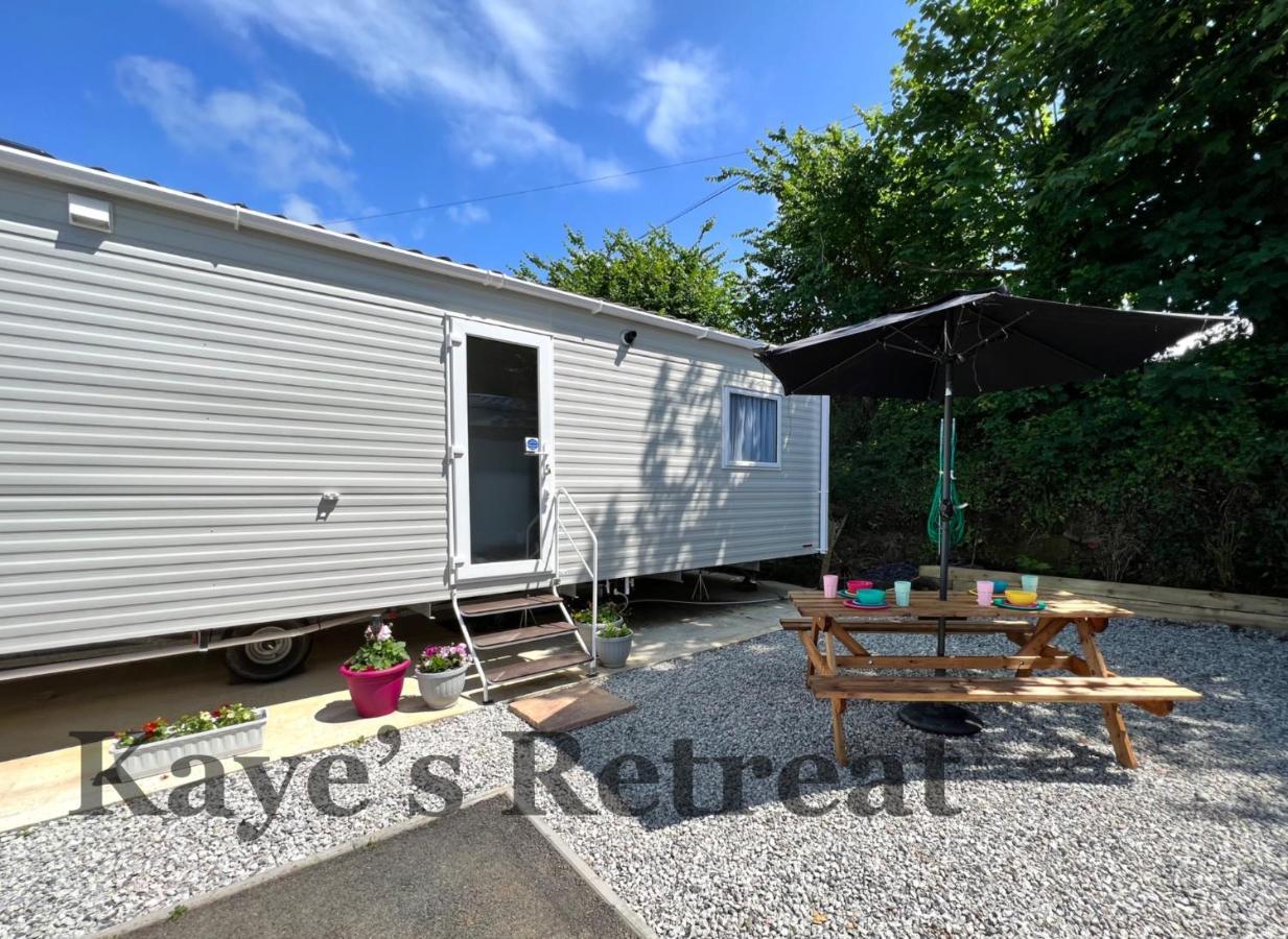 Kayes Retreat Three Bed Caravan Newquay Bay Quieter Area Of Park