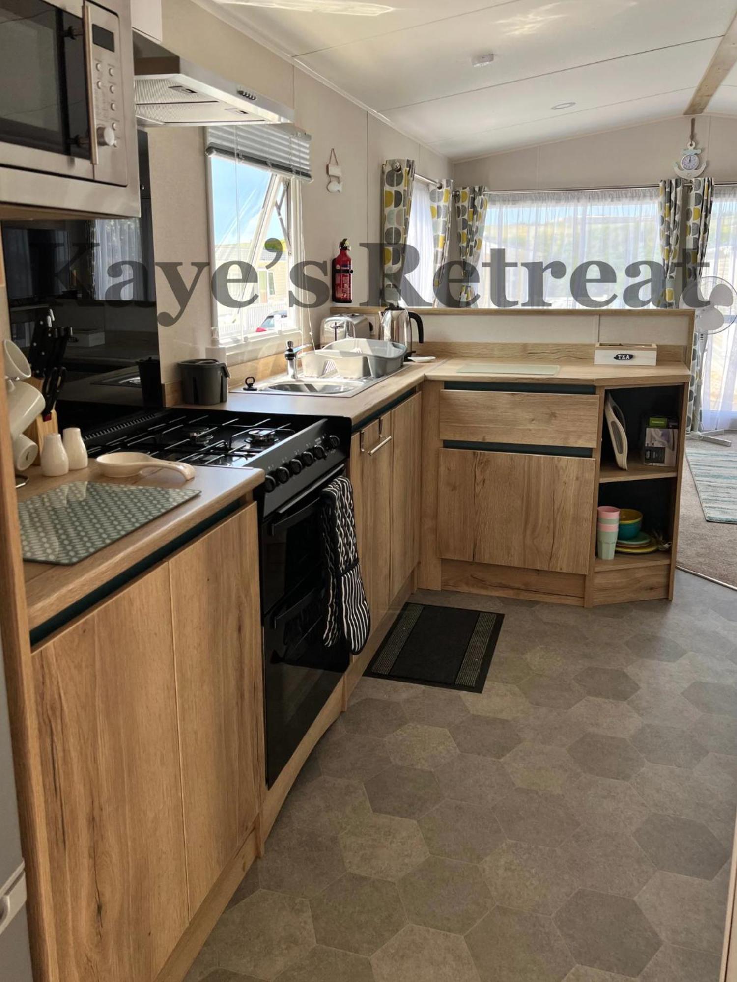 Kayes Retreat Three Bed Caravan Newquay Bay Quieter Area Of Park Holiday home Newquay (Cornwall)