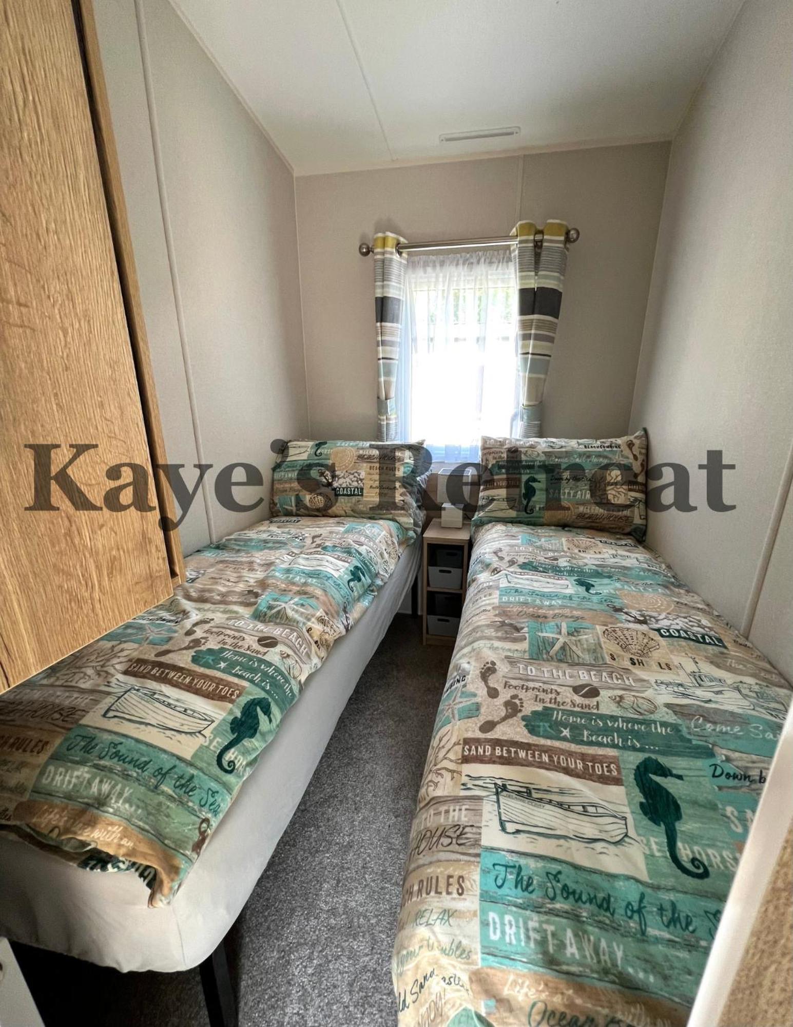 Kayes Retreat Three Bed Caravan Newquay Bay Quieter Area Of Park Holiday home Newquay (Cornwall)
